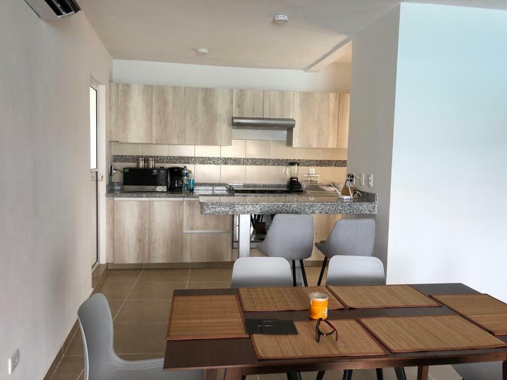 Ferienwohnung Departamento De Lujo 3 Recamaras En Exclente Ubicacion Cancún Exterior foto